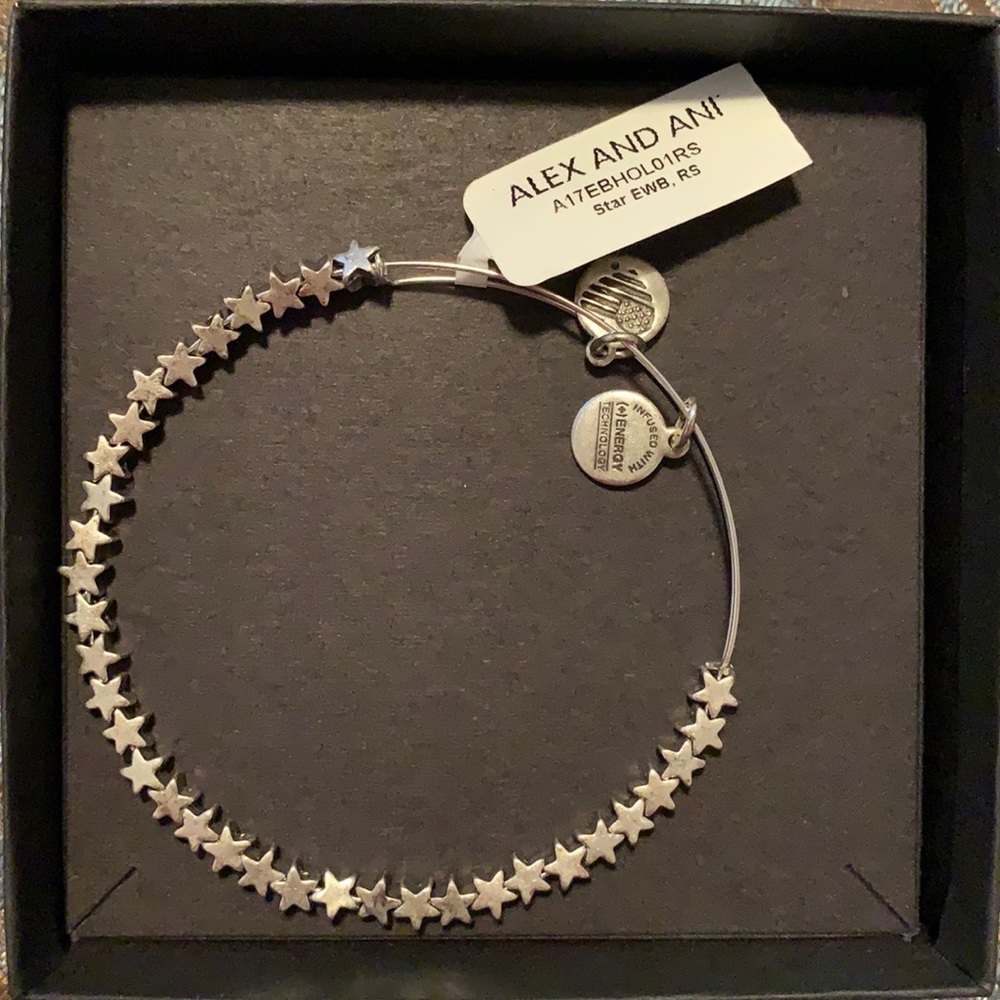 NWT Alex and Ani star bracelet